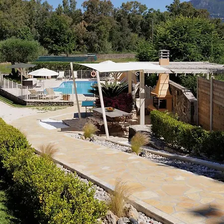 St Nicholas House With Private Heated Pool Villa