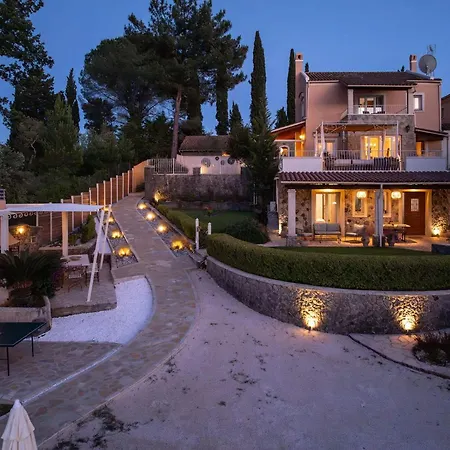 Villa St Nicholas House With Private Heated Pool
