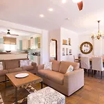 St Nicholas House With Private Heated Pool Villa