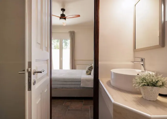 Вилла St Nicholas House With Private Heated Pool *