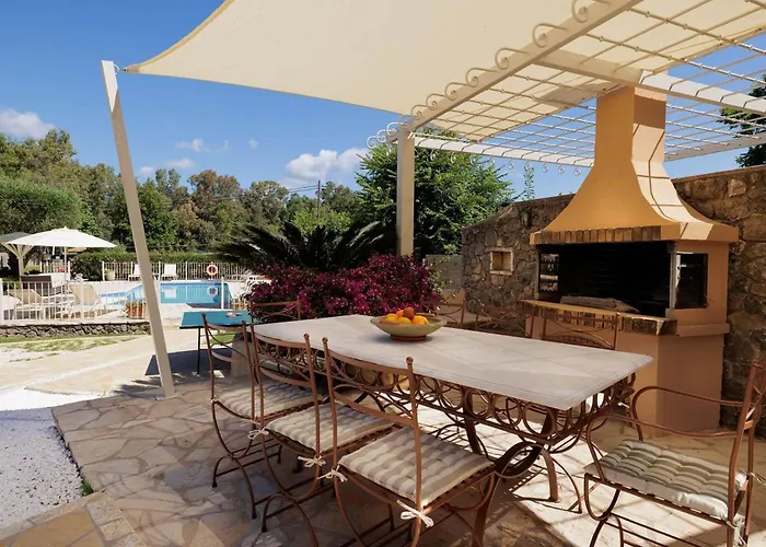 Вилла St Nicholas House With Private Heated Pool