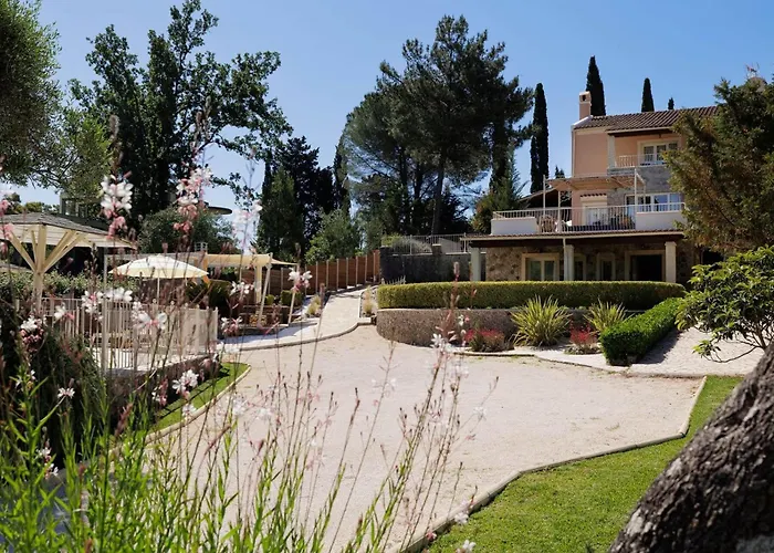 St Nicholas House With Private Heated Pool * Дассия