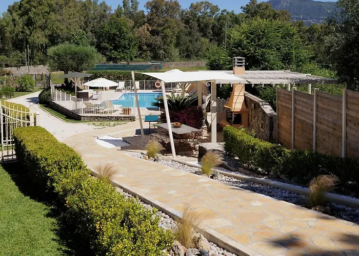 St Nicholas House With Private Heated Pool Вилла