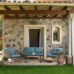 St Nicholas House With Private Heated Pool Dasziá