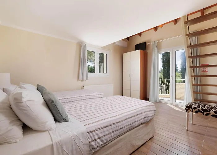 St Nicholas House With Private Heated Pool Willa Dassia (Corfu)