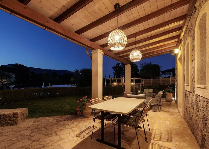 St Nicholas House With Private Heated Pool * Δασιά